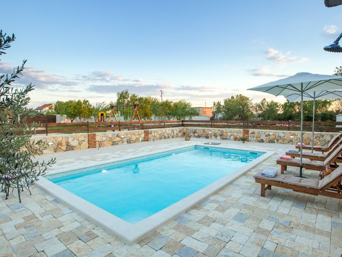 Holiday Home Iva With Pool Sukosan Exterior photo