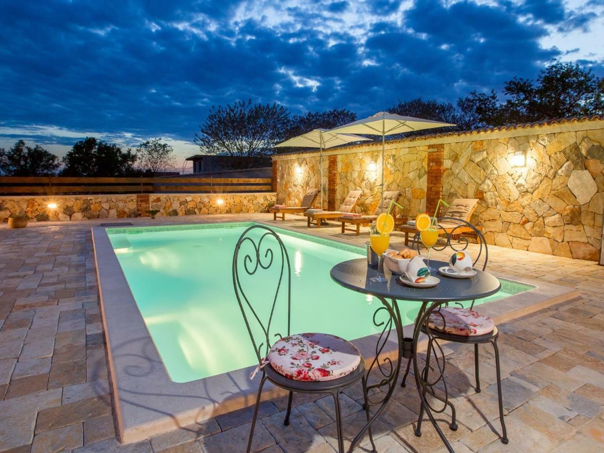 Holiday Home Iva With Pool Sukosan Exterior photo